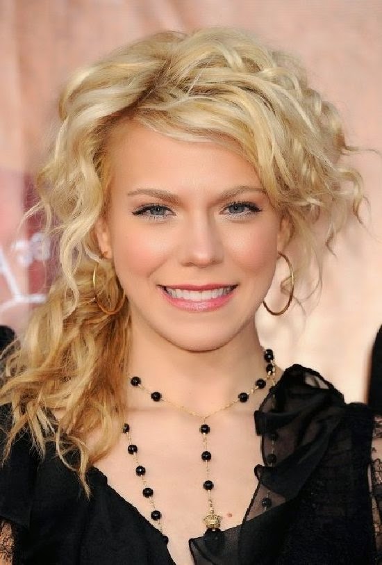 Frisuren Für Mittellanges Haar Mit Schrägem